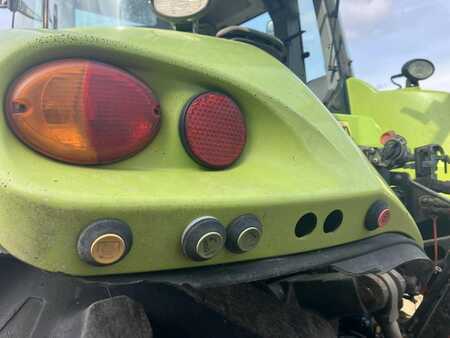 CLAAS AXION 850