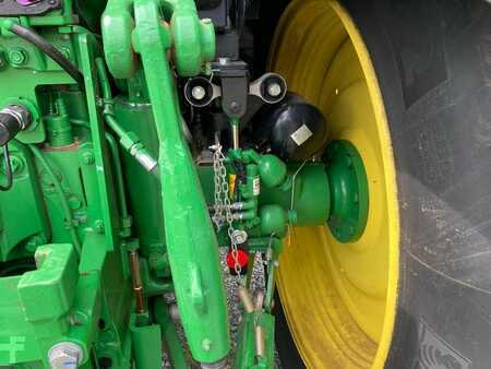 John Deere 6R185