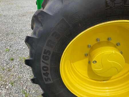 John Deere 6R185