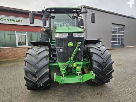 John Deere 7310R