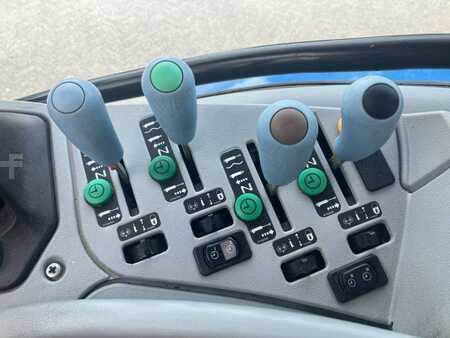 Annet 2010 New Holland Construction T6080 (14)