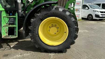 John Deere 6430