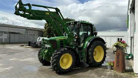 John Deere 6430