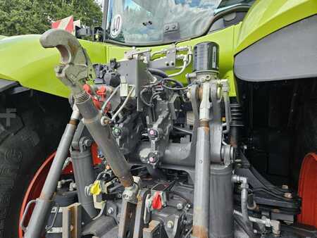 Outro 2018 CLAAS Axion 870 (7)