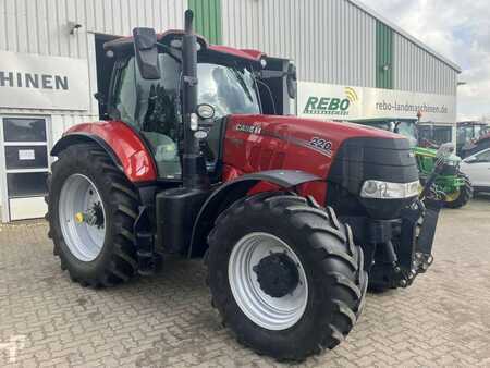 Ostatní 2021 Case PUMA 220 (1)