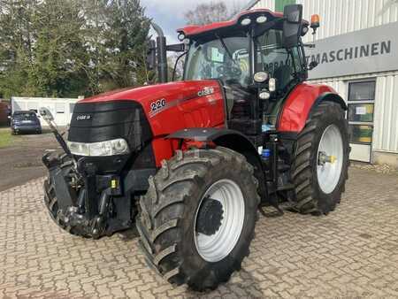Ostatní 2021 Case PUMA 220 (4)