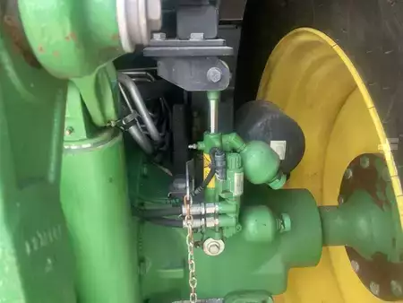 Other 2017 John Deere 6175R (7)