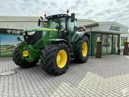 Annet 2022 John Deere TRAKTOR 6215R (1)