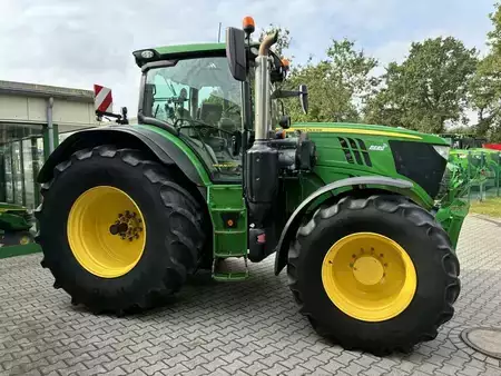 Annet 2022 John Deere TRAKTOR 6215R (4)