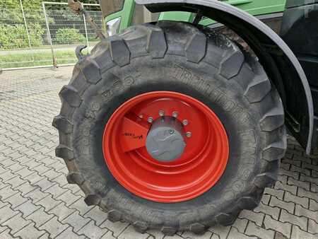 Fendt 826 VARIO PROFI PLUS