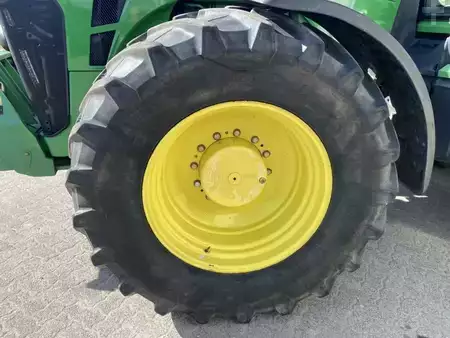 Miscelaneo 2009 John Deere 8245R (19)