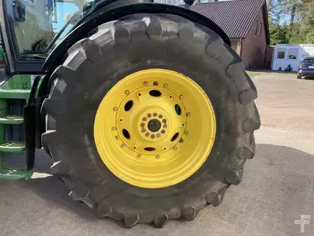 Miscelaneo 2009 John Deere 8245R (20)