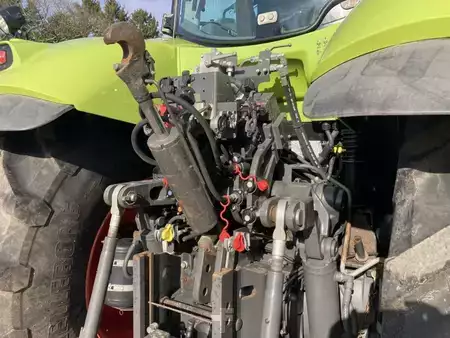 Miscelaneo 2019 CLAAS AXION 830 CMATIC (19)