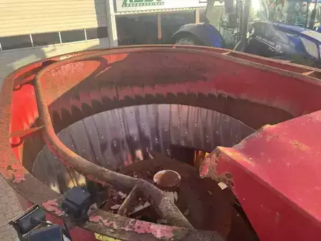 Autres 2009 Siloking Selbstfahrer 13 cbm (12)