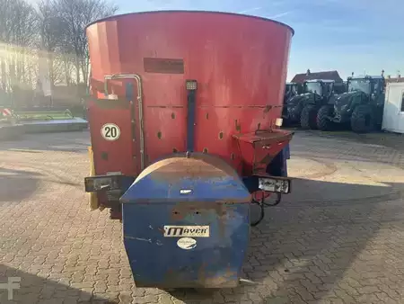 Autres 2009 Siloking Selbstfahrer 13 cbm (4)