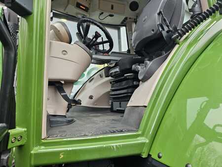 Pozostałe 2017 Fendt 828 Profi Plus (9)