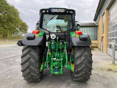 John Deere 6120M