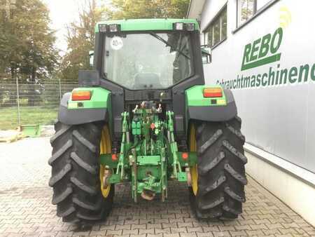 John Deere 6310