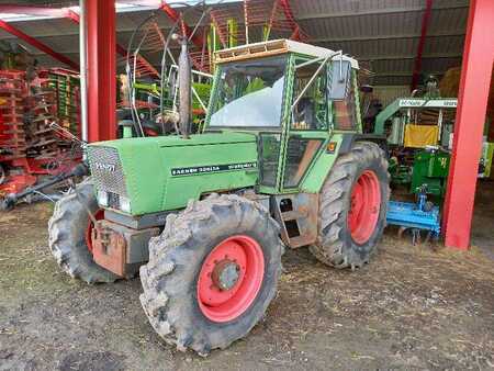 Fendt 306