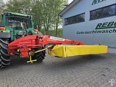 Sonstige 2013 Pöttinger Novacat 402 (1)