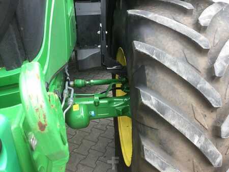 John Deere 6155R