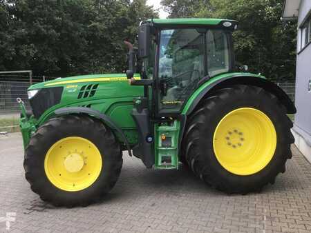 John Deere 6155R