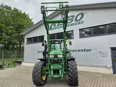 Övrigt 2015 John Deere 6125M (3)