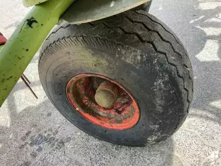 Ostatní 2017 CLAAS VOLTO 1100 (18)
