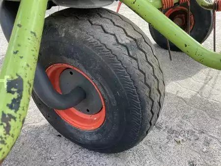 Ostatní 2017 CLAAS VOLTO 1100 (20)