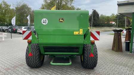 John Deere F441R