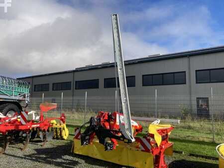 Ostatní 2024 Pöttinger SENSOSAFE 300 (1)