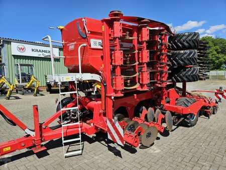 Altri 2013 Pöttinger TERRASEM C6 Artis-Plus (7)