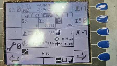 Andet 2009 CLAAS Variant 385 RC (13)