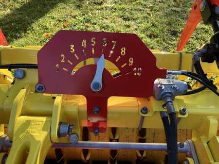 Övrigt 2023 Pöttinger LION 403 C (10)