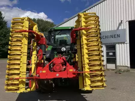 Ostatní 2023 Pöttinger LION 403 C (18)