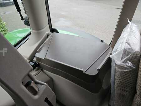 Muut 2023 John Deere 6R130 TRAKTOR (12)