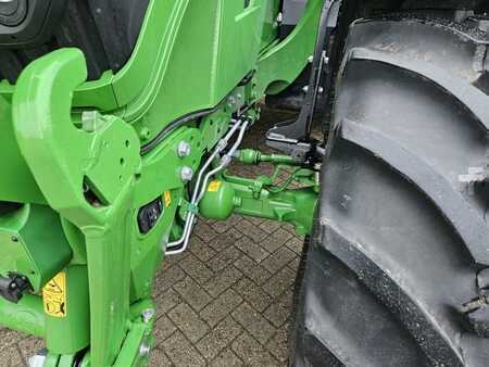 Muut 2023 John Deere 6R130 TRAKTOR (17)