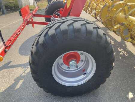Andet 2024 Pöttinger TERRADISC 6001 T (11)