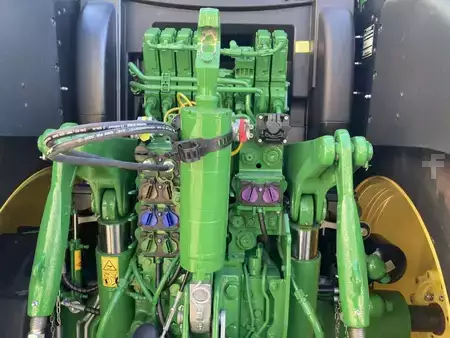 Övrigt 2025 John Deere 6R215 (8)