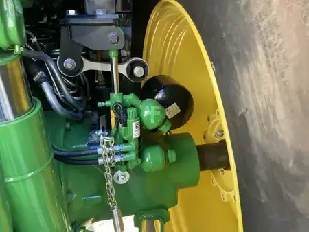 Övrigt 2025 John Deere 6R215 (9)