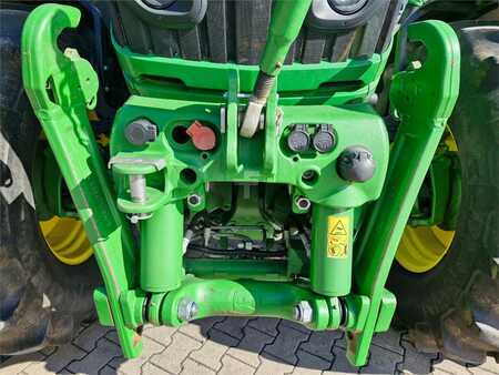 Outro 2018 John Deere 6145R (7)