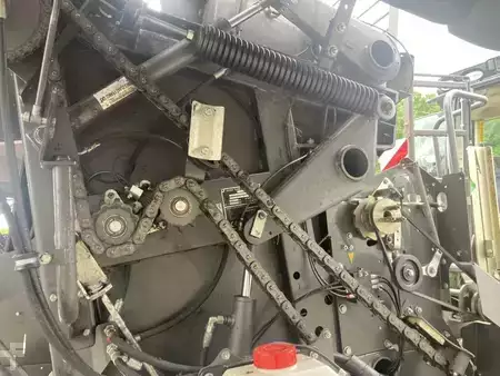 Other 2023 CLAAS Variant 565 RC (19)