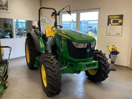 Muut 2022 John Deere 5050E BTS (3)