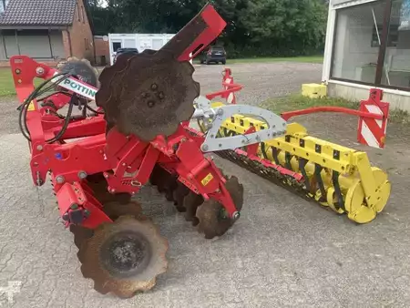 Egyéb 2016 Pöttinger Terradisc 3001 (4)