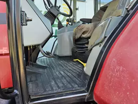 Autres 2002 Case MX 135 (7)