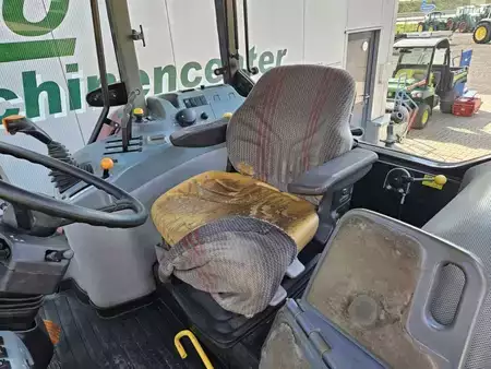 Autres 2002 Case MX 135 (8)