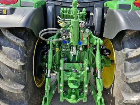 John Deere 6R185