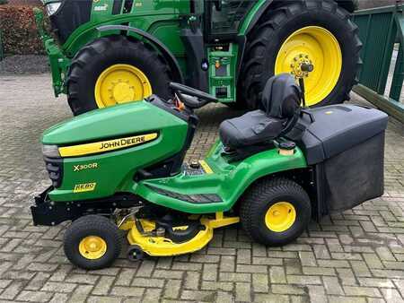 Övrigt 2012 John Deere X305R RASENTRAKTOR (MY11) (1)