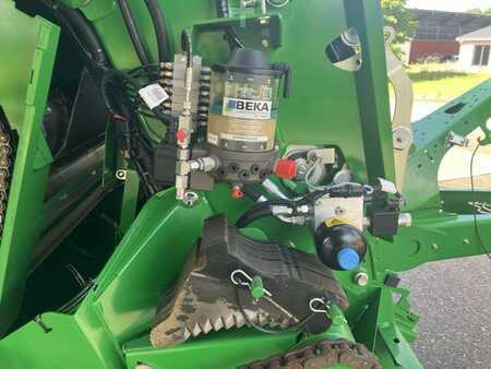 Ostatní 2023 John Deere V461R (12)