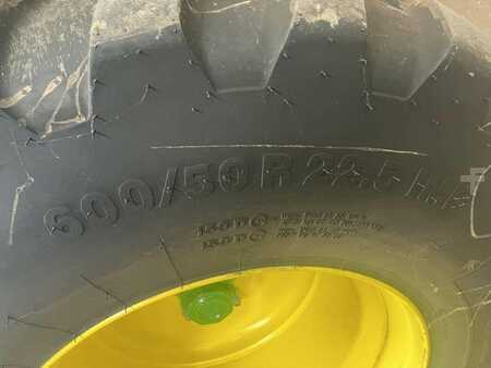 Ostatní 2023 John Deere V461R (14)